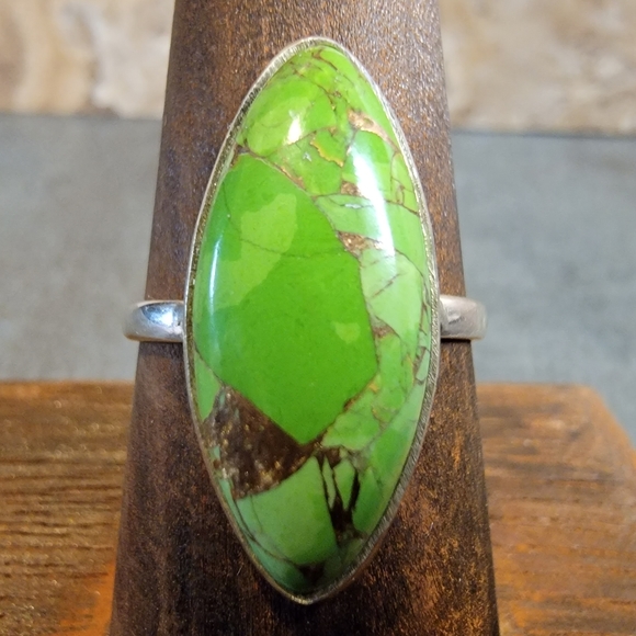 Vintage Jewelry - Native Mohave Mountain Matrix Green Copper Turquoise Sterling Silver 925 Ring 7